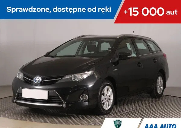 krosno odrzańskie Toyota Auris cena 56000 przebieg: 155326, rok produkcji 2014 z Krosno Odrzańskie